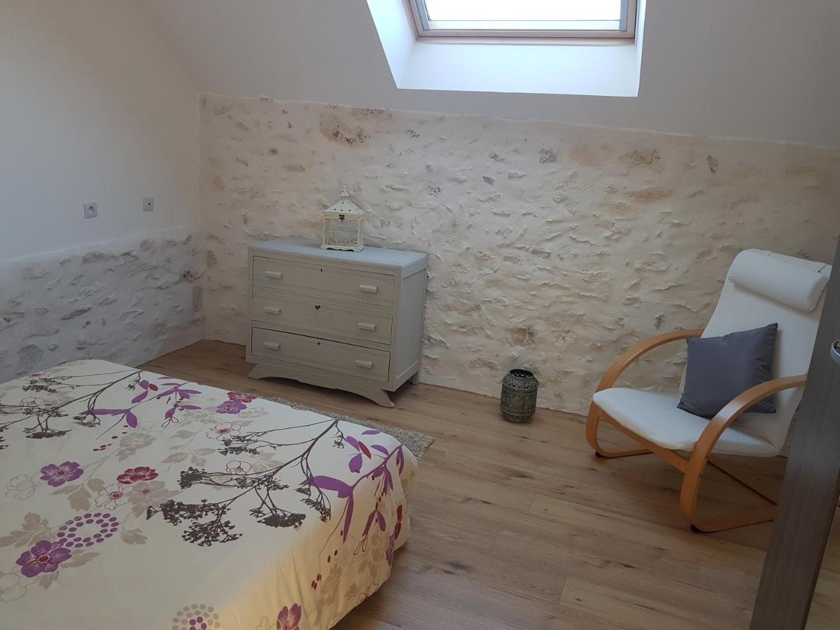 Le Pre De La Rue Bed & Breakfast Bouesse Exterior photo