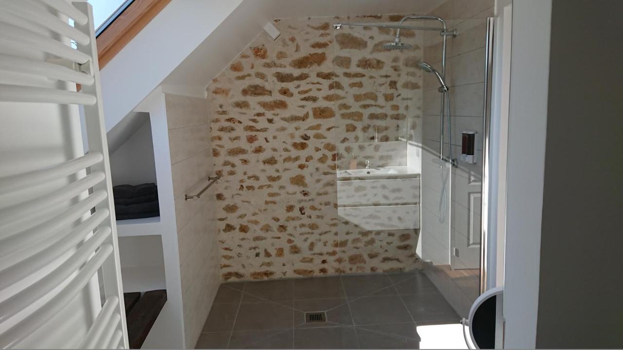 Le Pre De La Rue Bed & Breakfast Bouesse Exterior photo
