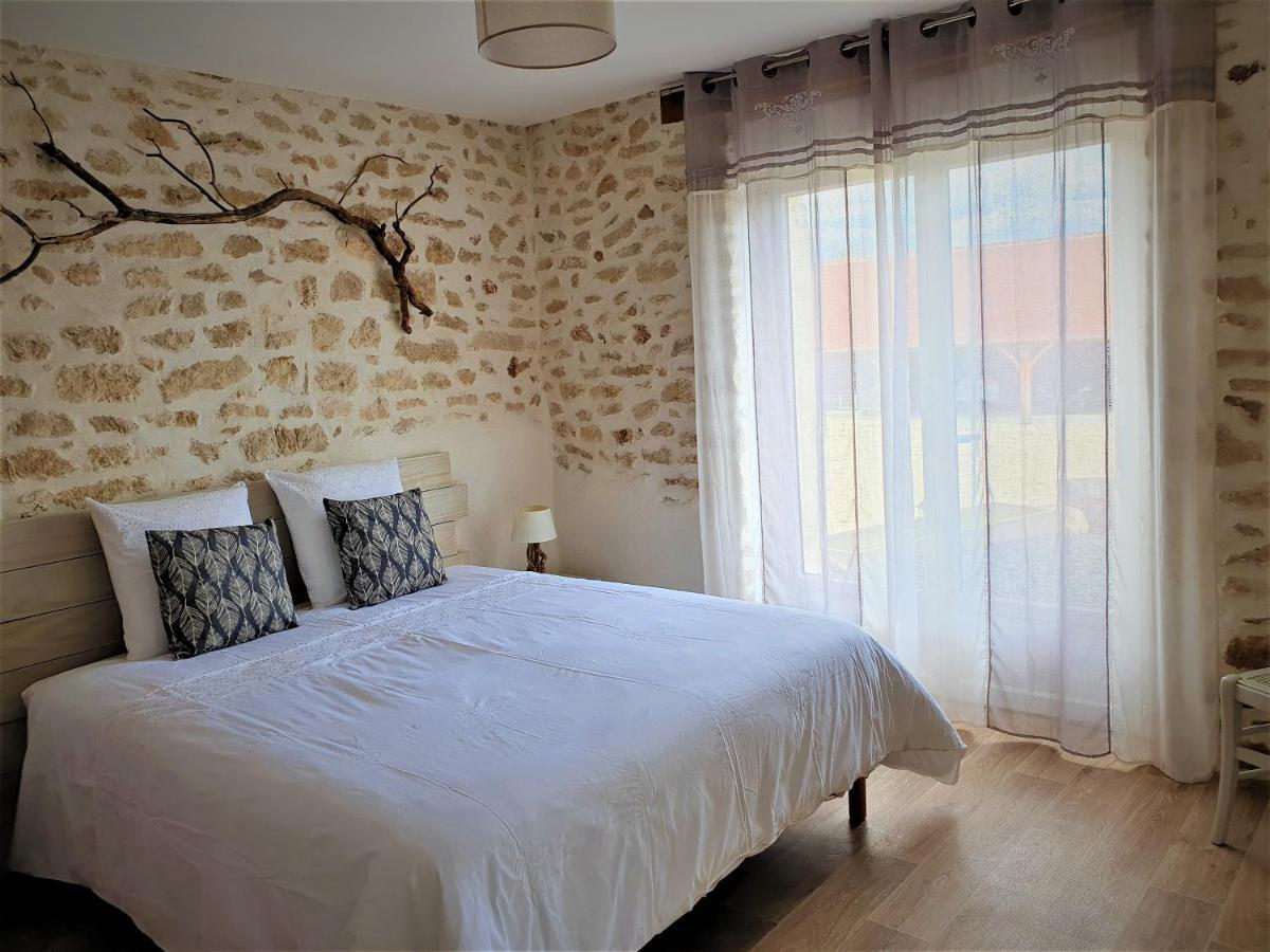 Le Pre De La Rue Bed & Breakfast Bouesse Exterior photo